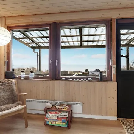 2 Bedroom Beautiful In